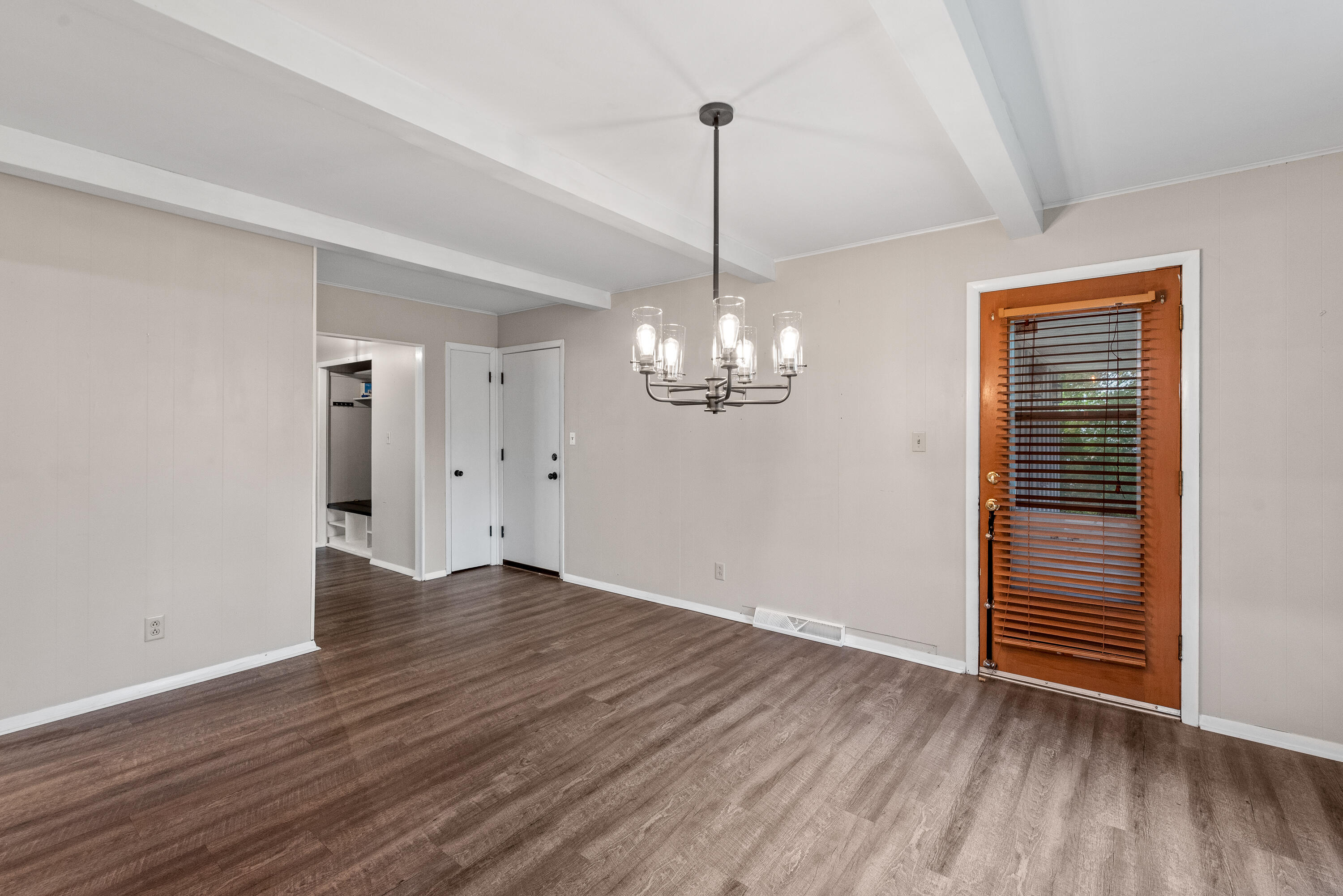 W174N9287 Joper Road Menomonee Falls, WI 53051 - Photo 16 of 31 W174N9287 Joper Rd-15