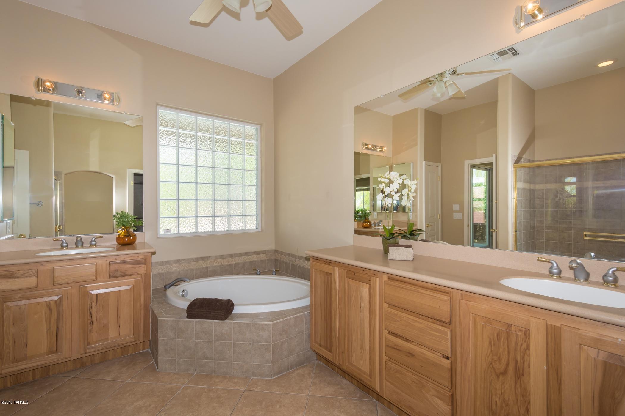 12679 North Spirit Mountain Road Tucson, AZ 85755 - Photo 11 of 43