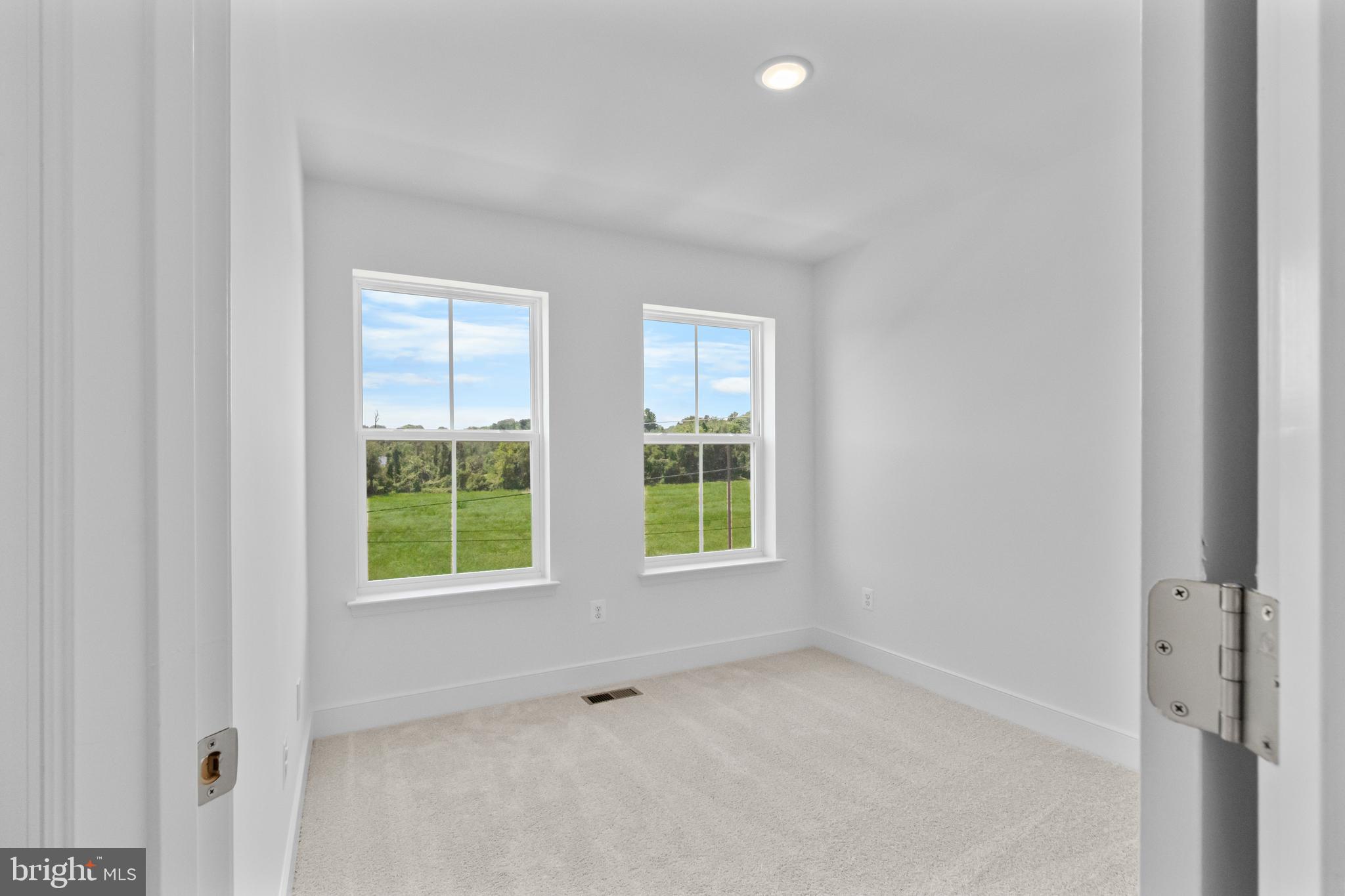 1861 Shookstown Road Frederick, MD 21702 - Photo 23 of 35