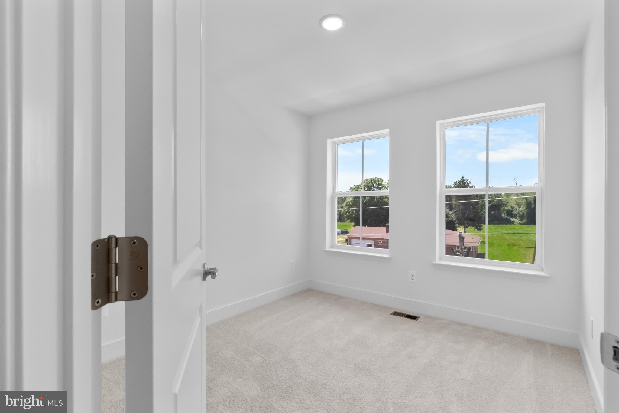 1861 Shookstown Road Frederick, MD 21702 - Photo 25 of 35