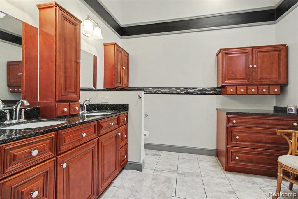 6740 Herbst Road Brighton, MI 48114 - Photo 25 of 63