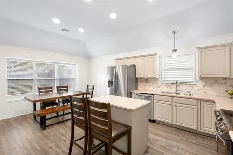 $375,000 | 2404 Bowman Avenue, Mansfield, TX 76063