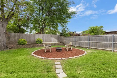 $375,000 | 2404 Bowman Avenue, Mansfield, TX 76063