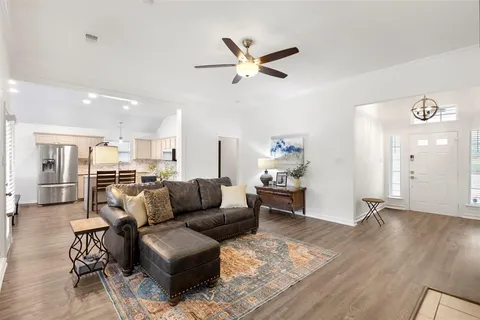 $375,000 | 2404 Bowman Avenue, Mansfield, TX 76063