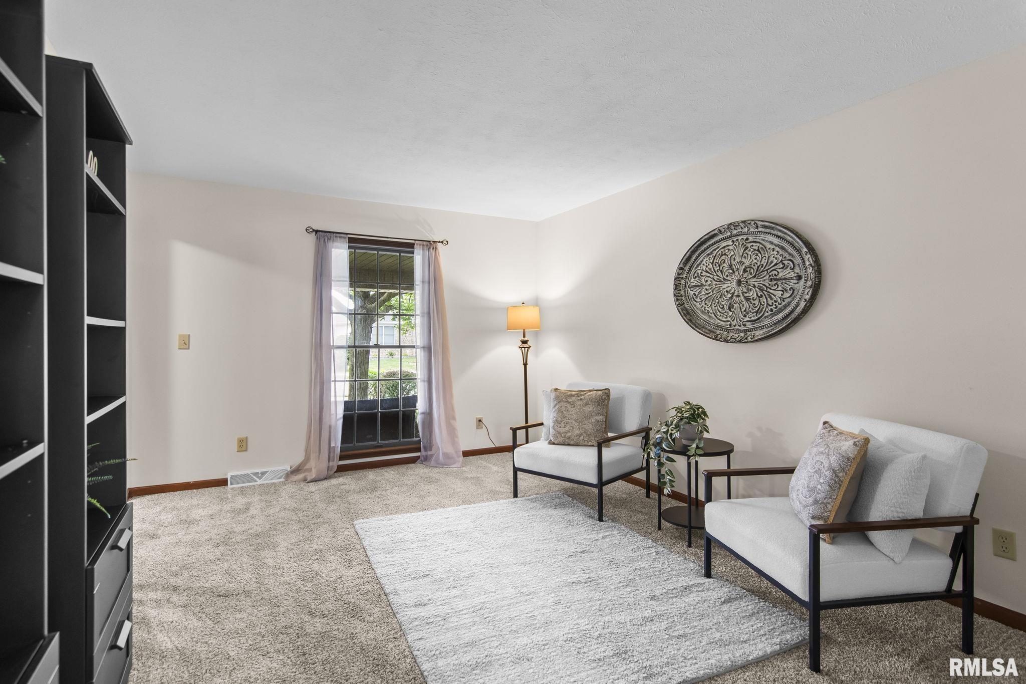 3012 Red Bud Lane Springfield, IL 62712 - Photo 7 of 52 Gallery Image 7
