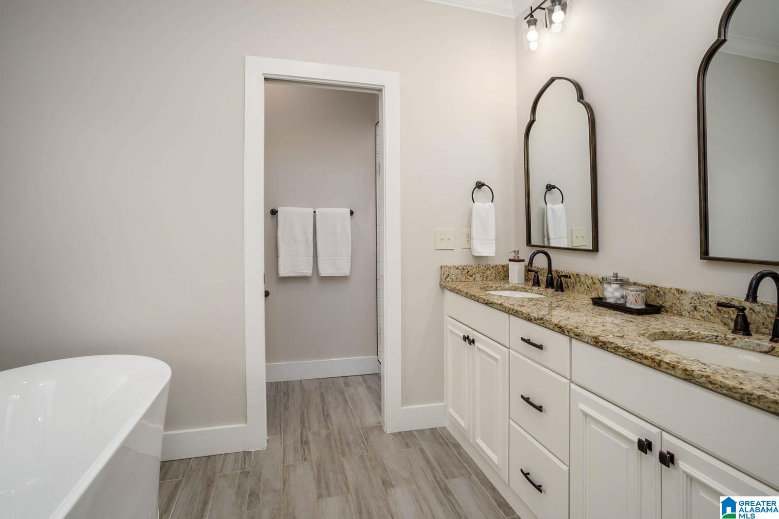 605 Broadway Street Birmingham, AL 35209 - Photo 25 of 40
