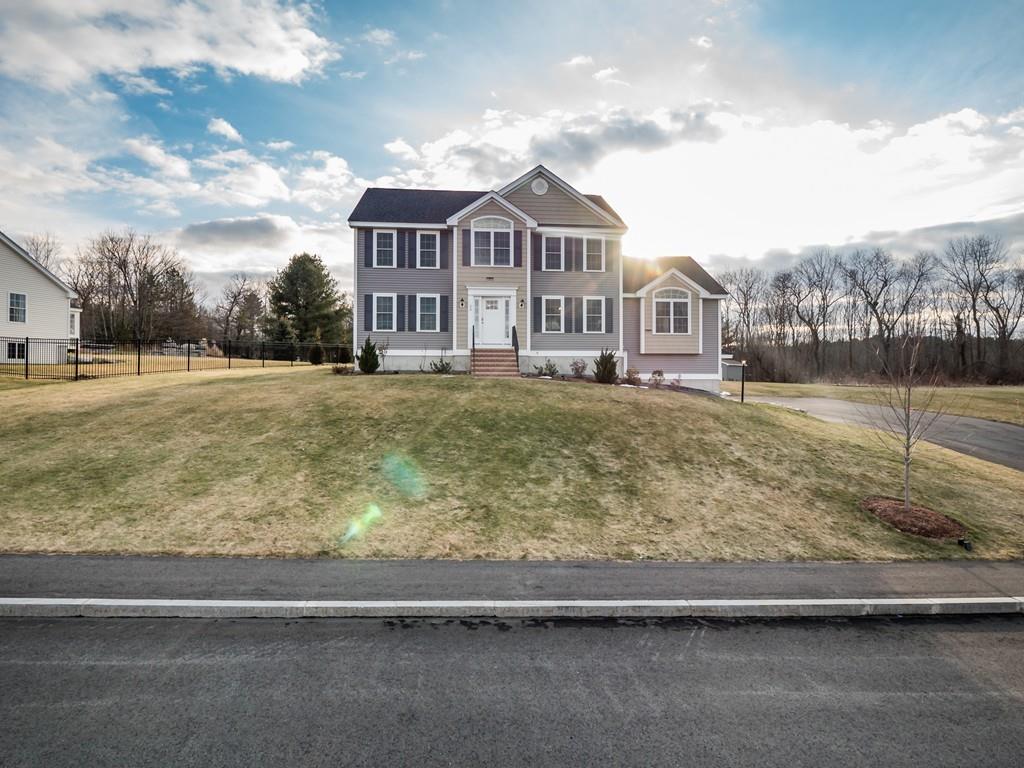 20 Old Pasture Road Dracut, MA 01826 - Photo 1 of 37 Gallery Image 1