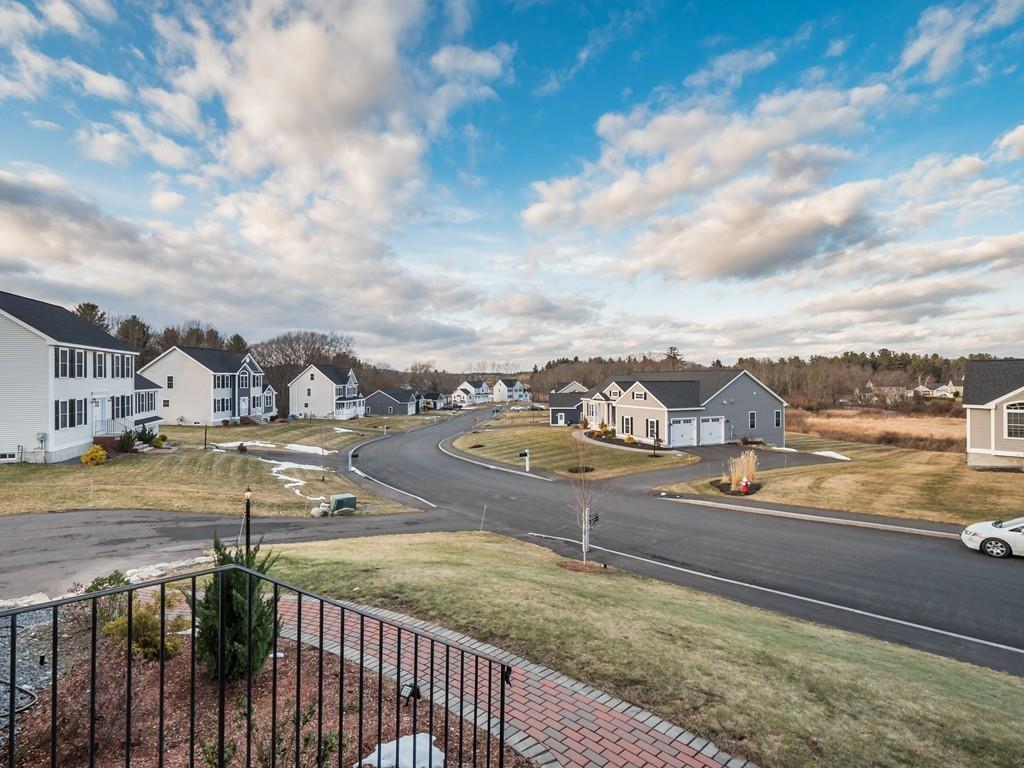 20 Old Pasture Road Dracut, MA 01826 - Photo 3 of 37 Gallery Image 3