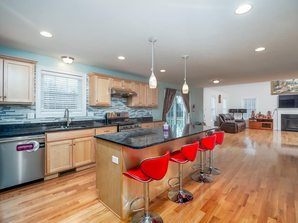 20 Old Pasture Road Dracut, MA 01826 - Photo 6 of 37 Gallery Image 6