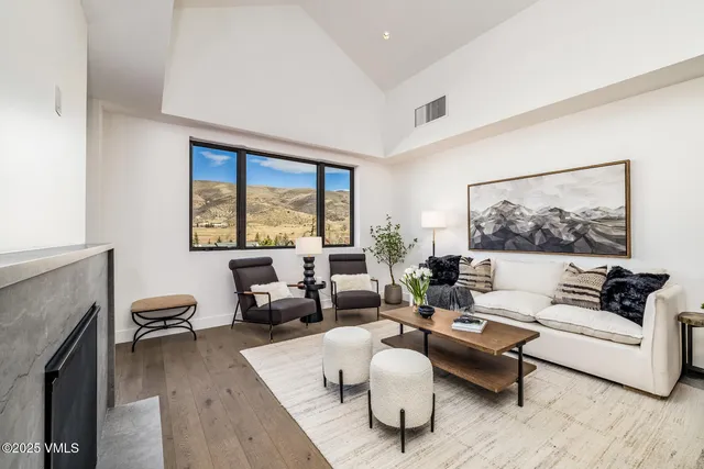 $2,375,000 | 38460 Hwy 6 Avon Co 81620, Unit 424, Avon, CO 81620