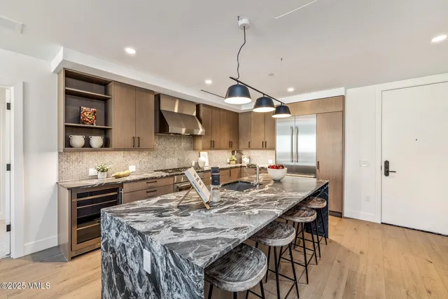 $2,375,000 | 38460 Hwy 6 Avon Co 81620, Unit 424, Avon, CO 81620