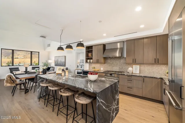 $2,375,000 | 38460 Hwy 6 Avon Co 81620, Unit 424, Avon, CO 81620