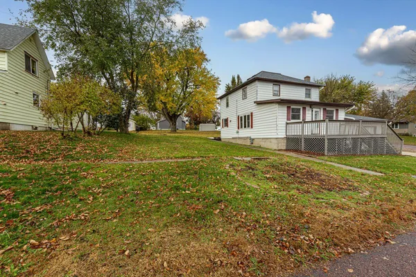 $179,900 | 303 3rd Street North, Ellendale, MN 56026