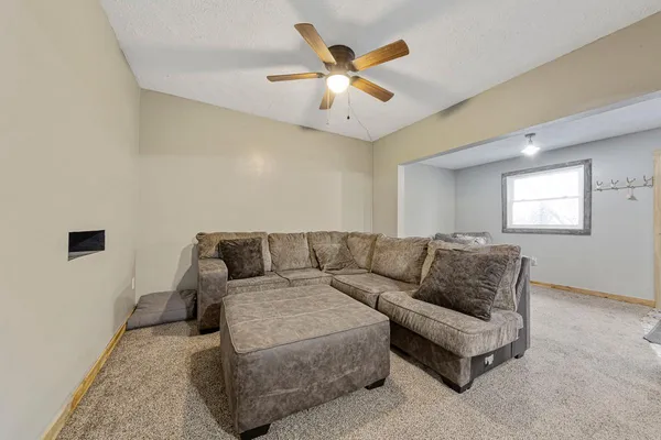 $179,900 | 303 3rd Street North, Ellendale, MN 56026