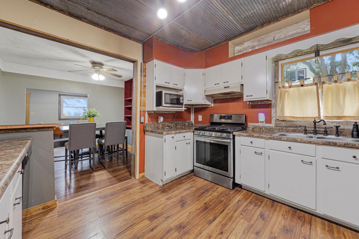 303 3rd Street North Ellendale, MN 56026 - Photo 20 of 38