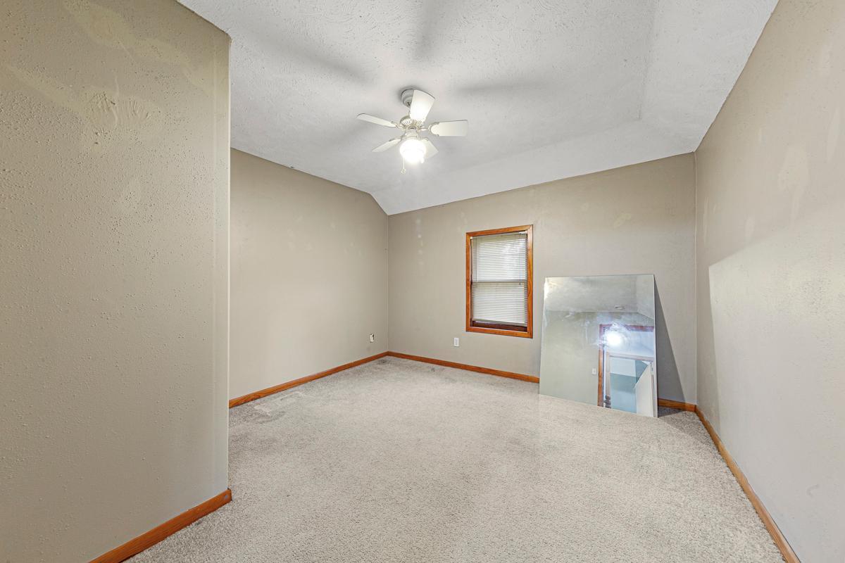 303 3rd Street North Ellendale, MN 56026 - Photo 26 of 38