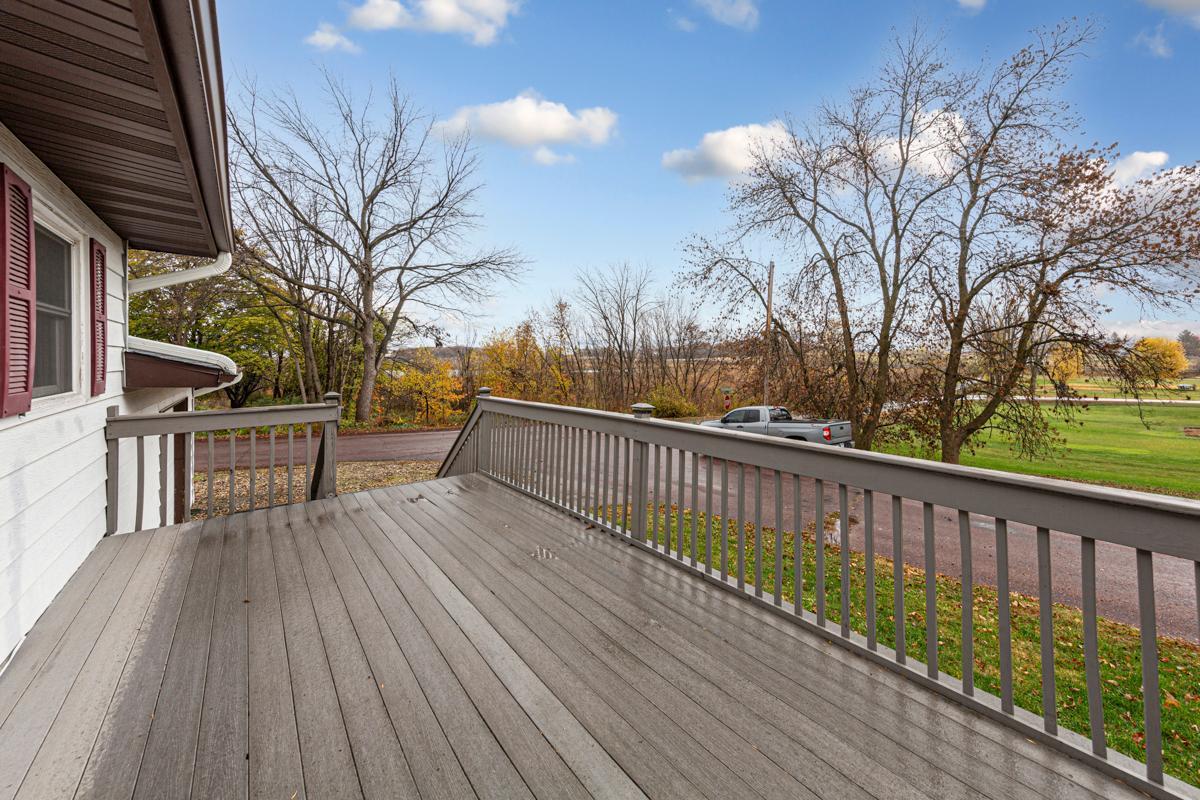 303 3rd Street North Ellendale, MN 56026 - Photo 5 of 38