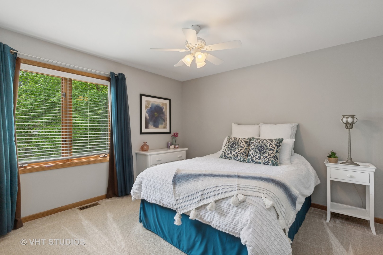 914 Atkinson Road Lake Bluff, IL 60044 - Photo 27 of 42 Gallery Image 27