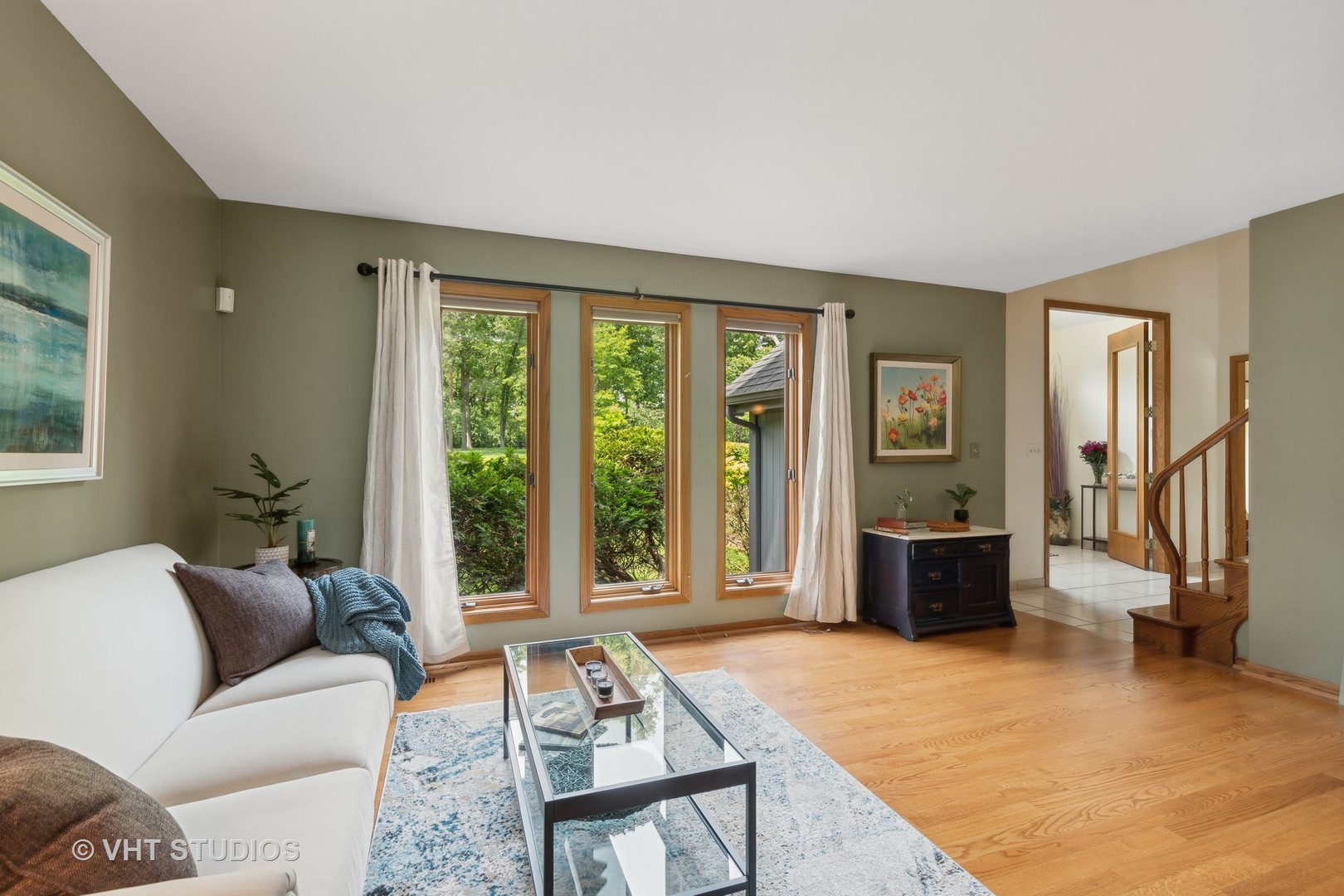 914 Atkinson Road Lake Bluff, IL 60044 - Photo 10 of 42 Gallery Image 10