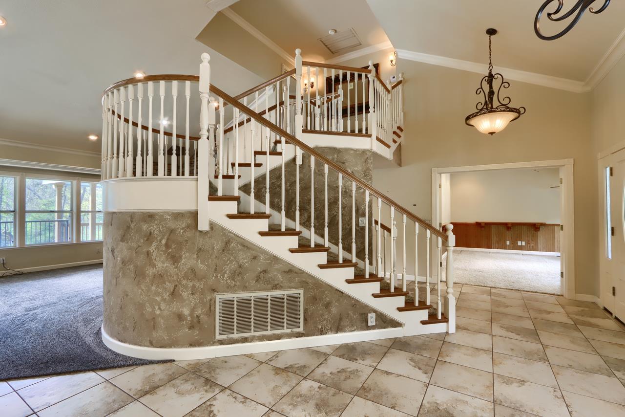 46580 Vista Del Rio Drive Oakhurst, CA 93644 - Photo 37 of 82 a view of entryway and hall with wooden floor
