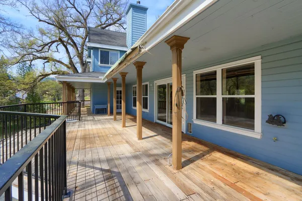 $990,278 | 46580 Vista Del Rio Drive, Oakhurst, CA 93644