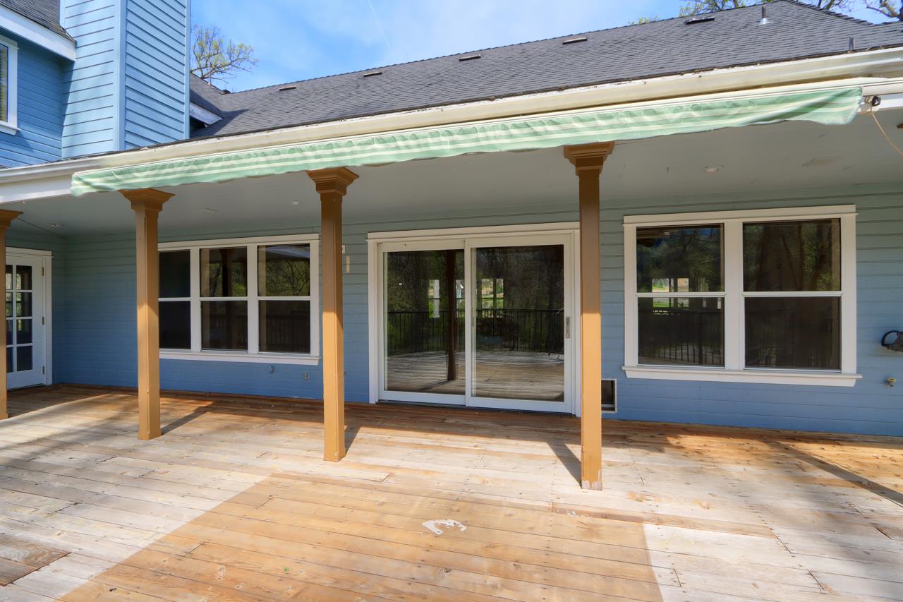 46580 Vista Del Rio Drive Oakhurst, CA 93644 - Photo 53 of 82 a view of a building with door