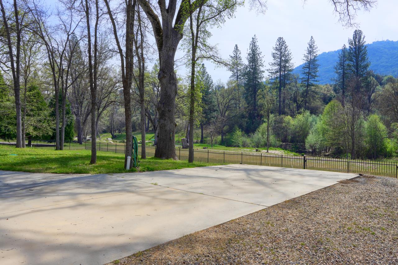 46580 Vista Del Rio Drive Oakhurst, CA 93644 - Photo 69 of 82