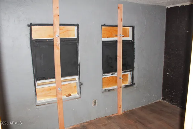 $149,900 | 2116 West Hadley Street, Phoenix, AZ 85009