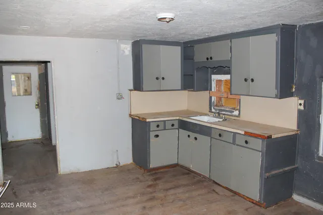 $149,900 | 2116 West Hadley Street, Phoenix, AZ 85009