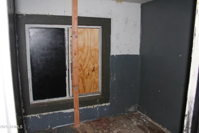 $149,900 | 2116 West Hadley Street, Phoenix, AZ 85009