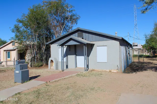$149,900 | 2116 West Hadley Street, Phoenix, AZ 85009