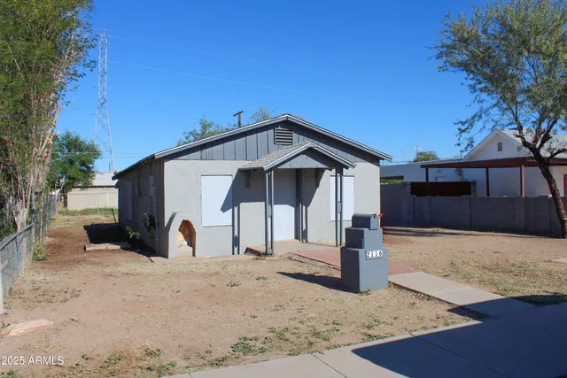 $149,900 | 2116 West Hadley Street, Phoenix, AZ 85009