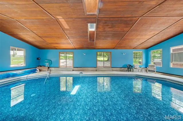 $614,900 | 5563 East Anding Drive, Catawissa, MO 63015