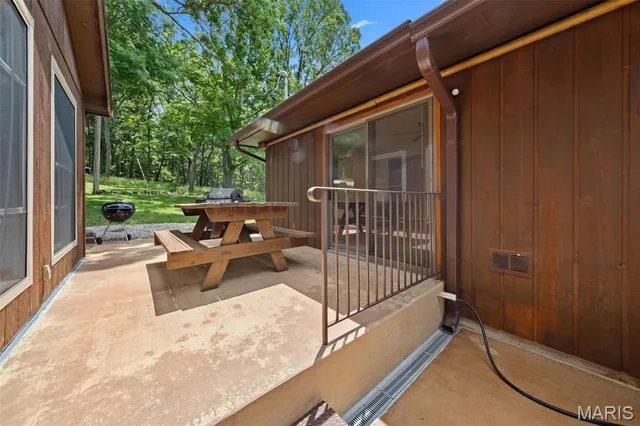 $614,900 | 5563 East Anding Drive, Catawissa, MO 63015