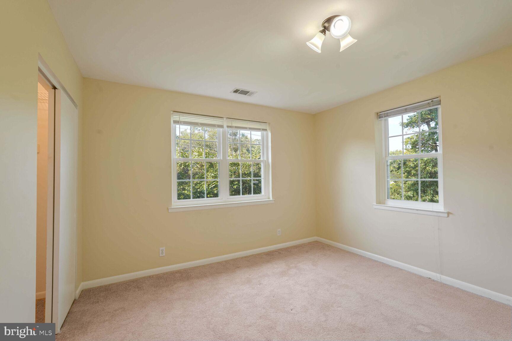 2601 South Walter Reed Drive, Unit B Arlington, VA 22206 - Photo 13 of 17