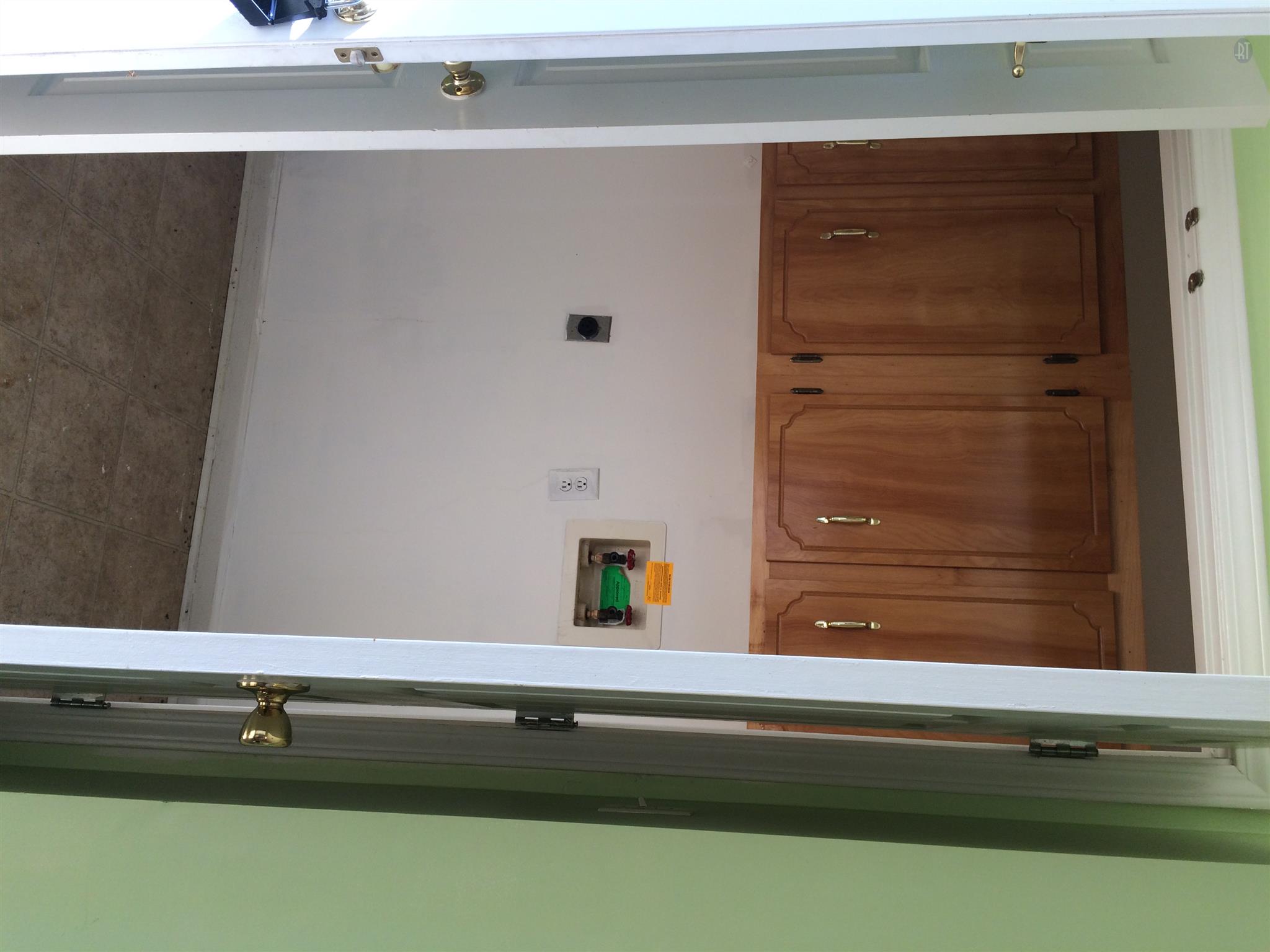 955 State Line Road Oak Grove, KY 42262 - Photo 14 of 14 a close view of utility room