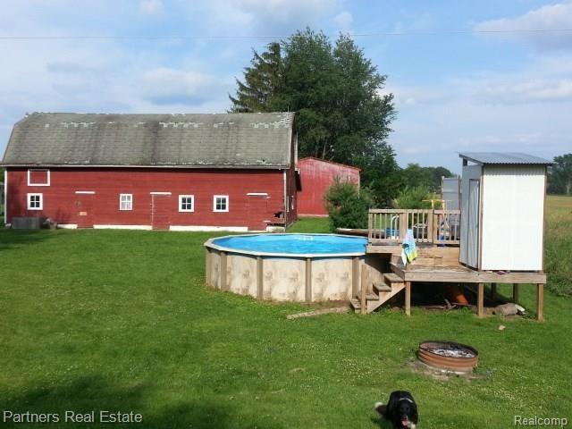 6851 Hinchey Road Pinckney, MI 48169 - Photo 3 of 35