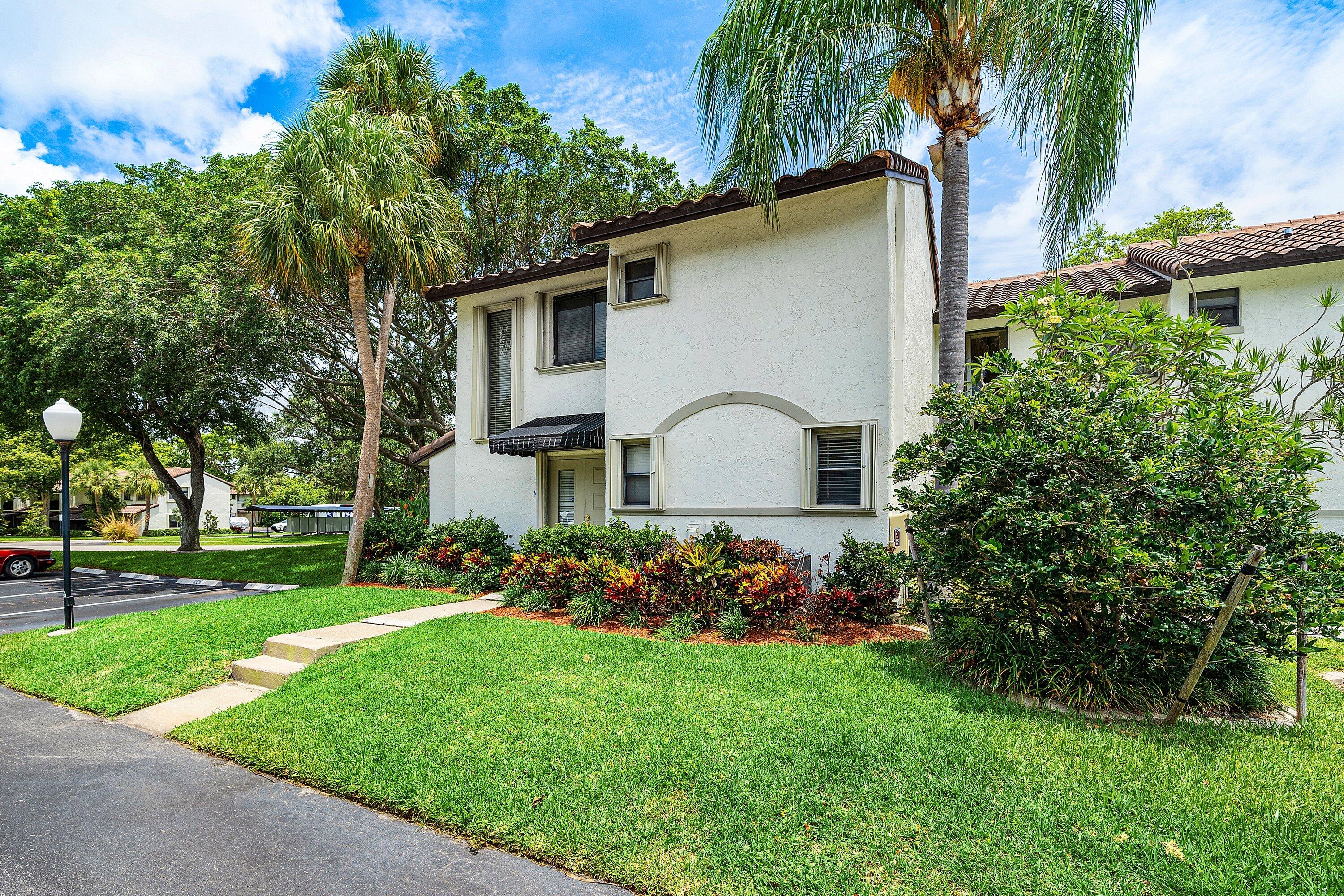 7200 Northwest 2nd Avenue, Unit 66 Boca Raton, FL 33487 - Photo 2 of 47 002-7200Northwest2ndAvenue-BocaRaton-FL-