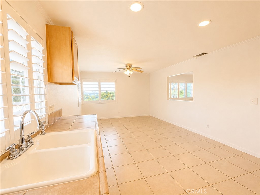 2735 Brockton Avenue Riverside, CA 92501 - Photo 34 of 48