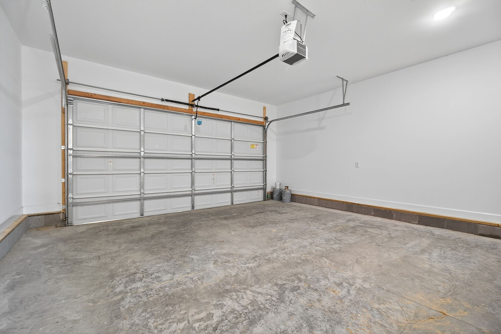 774 C Rody Road McMinnville, TN 37110 - Photo 31 of 40 a view of a garage