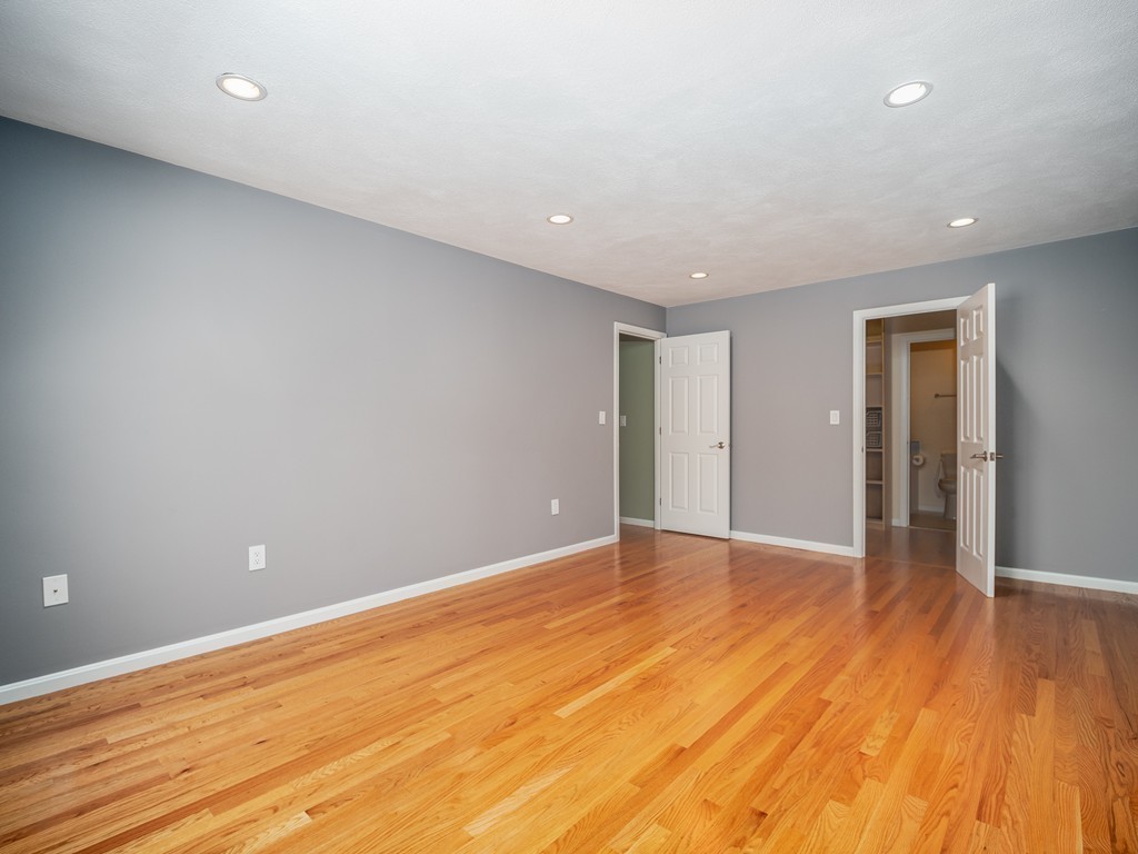 33 Country Club Road, Unit 33 Peabody, MA 01960 - Photo 20 of 41 Gallery Image 20