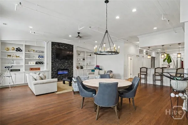$1,195,000 | 101 Barnard Street, Unit 301, Savannah, GA 31401