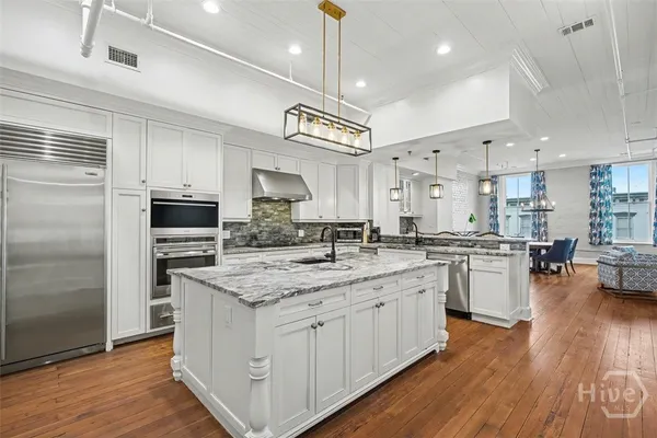 $1,195,000 | 101 Barnard Street, Unit 301, Savannah, GA 31401