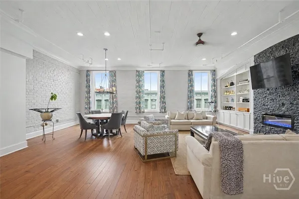 $1,195,000 | 101 Barnard Street, Unit 301, Savannah, GA 31401