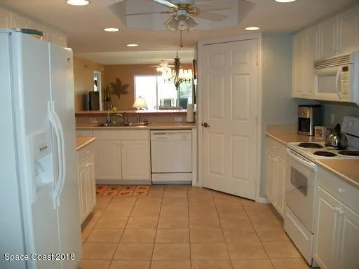 $2,500 | 8911 Lake Drive, Unit 206, Cape Canaveral, FL 32920