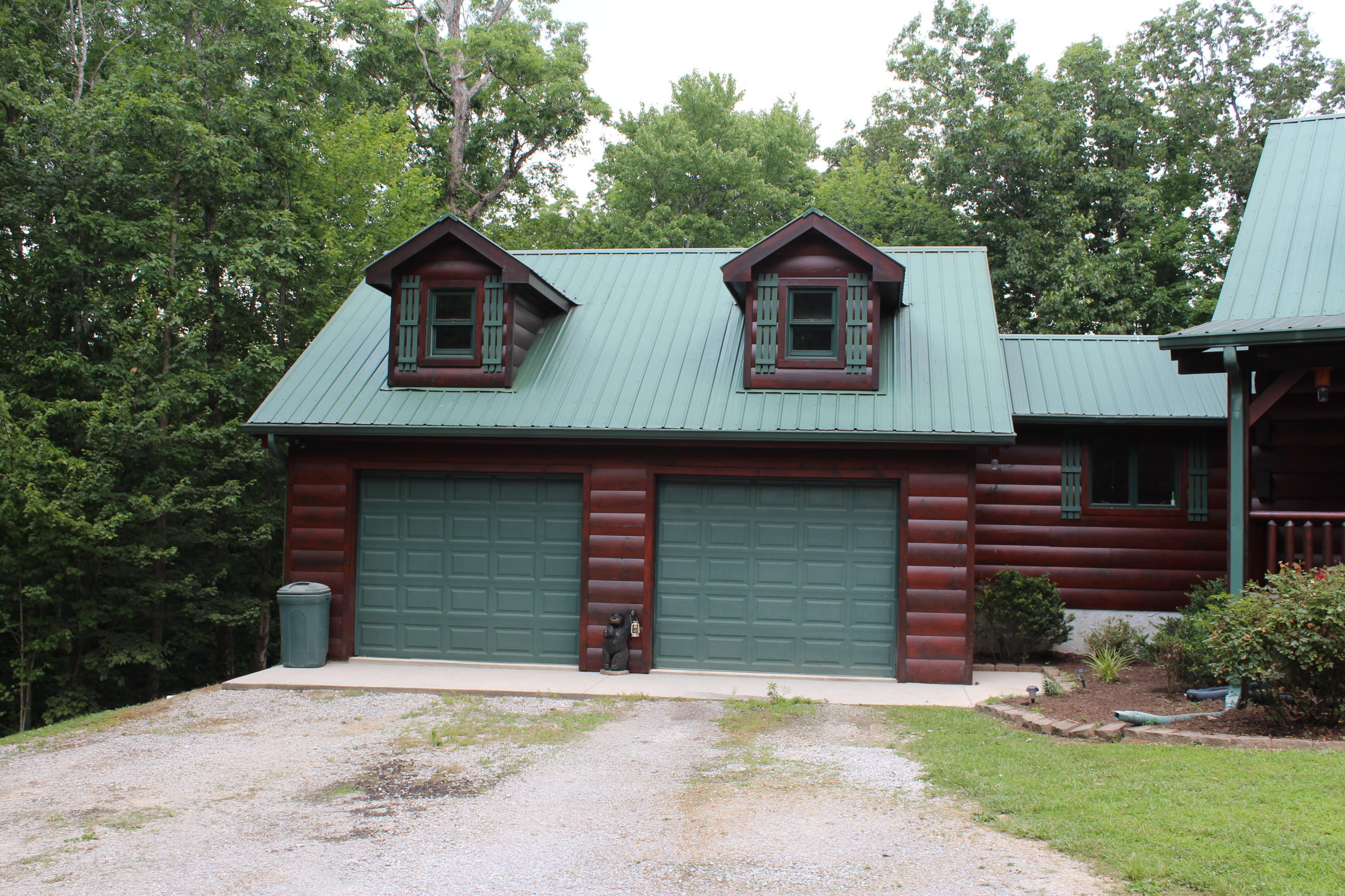 1021 Roysden Road Jamestown, TN 38556 - Photo 2 of 35 002