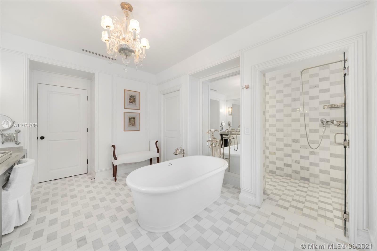1000 Hardee Road Coral Gables, FL 33146 - Photo 15 of 26 a spacious bathroom with a bathtub sink and toilet
