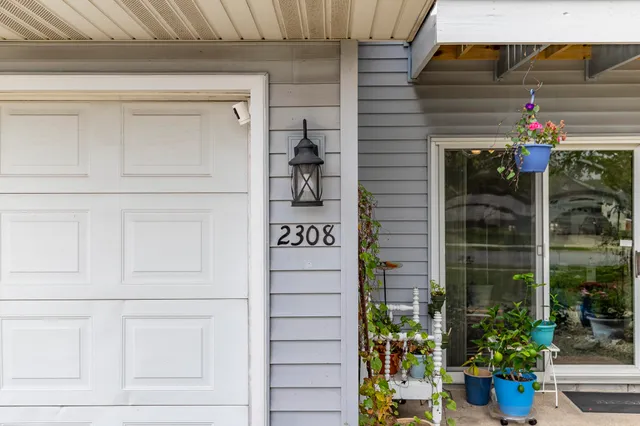 a sign that is on the side of a building