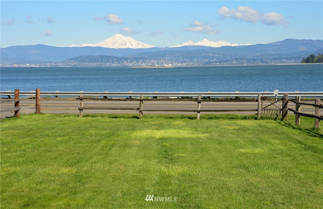 2143 Lummi Shore Road Bellingham, WA 98226 - Photo 2 of 25 Gallery Image 2