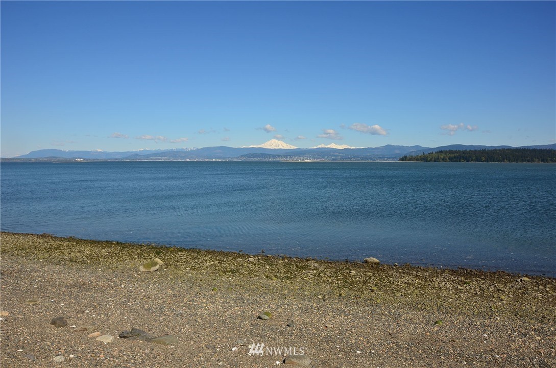 2143 Lummi Shore Road Bellingham, WA 98226 - Photo 3 of 25 Gallery Image 3